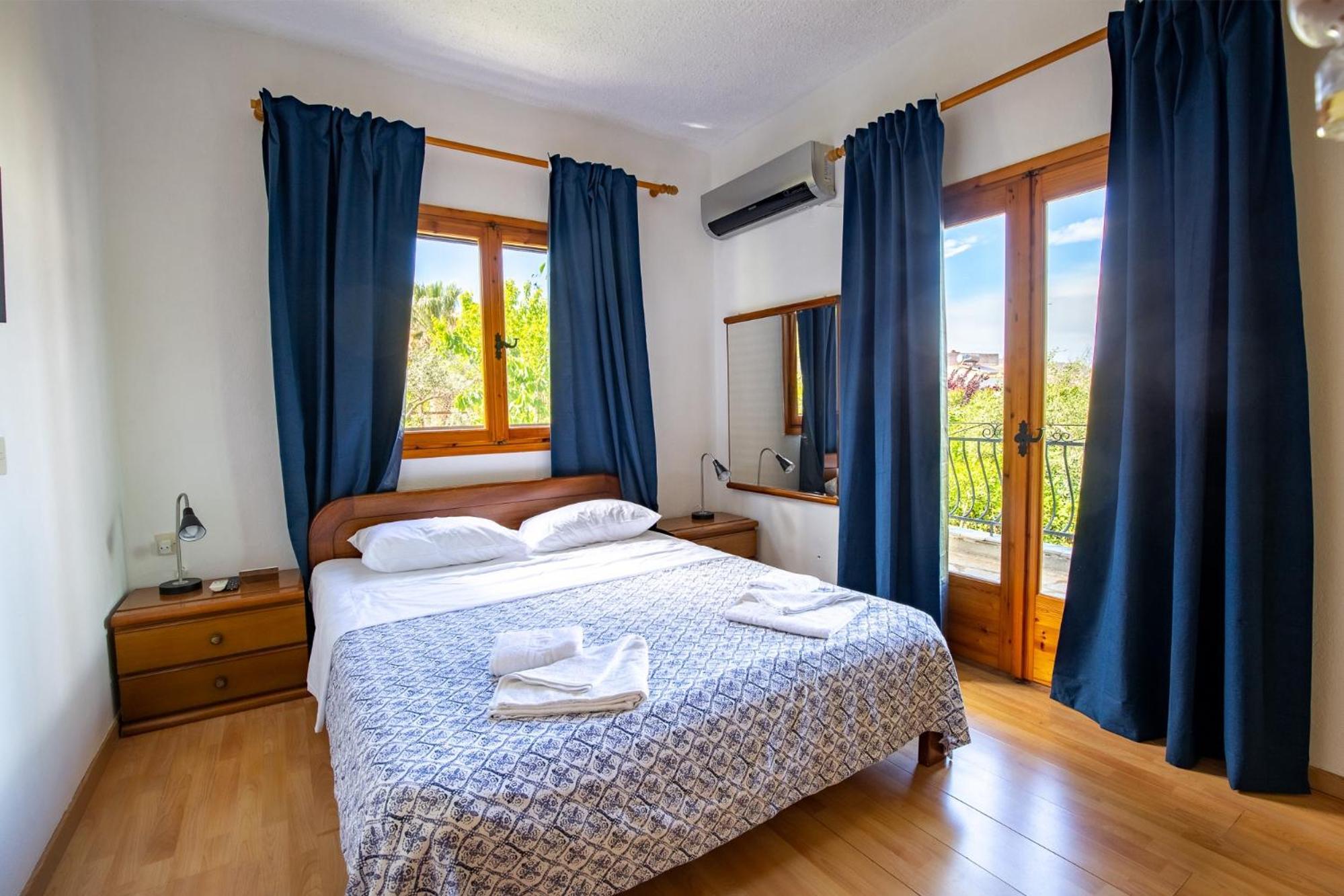 Latoura View Villa Ormos Panagias